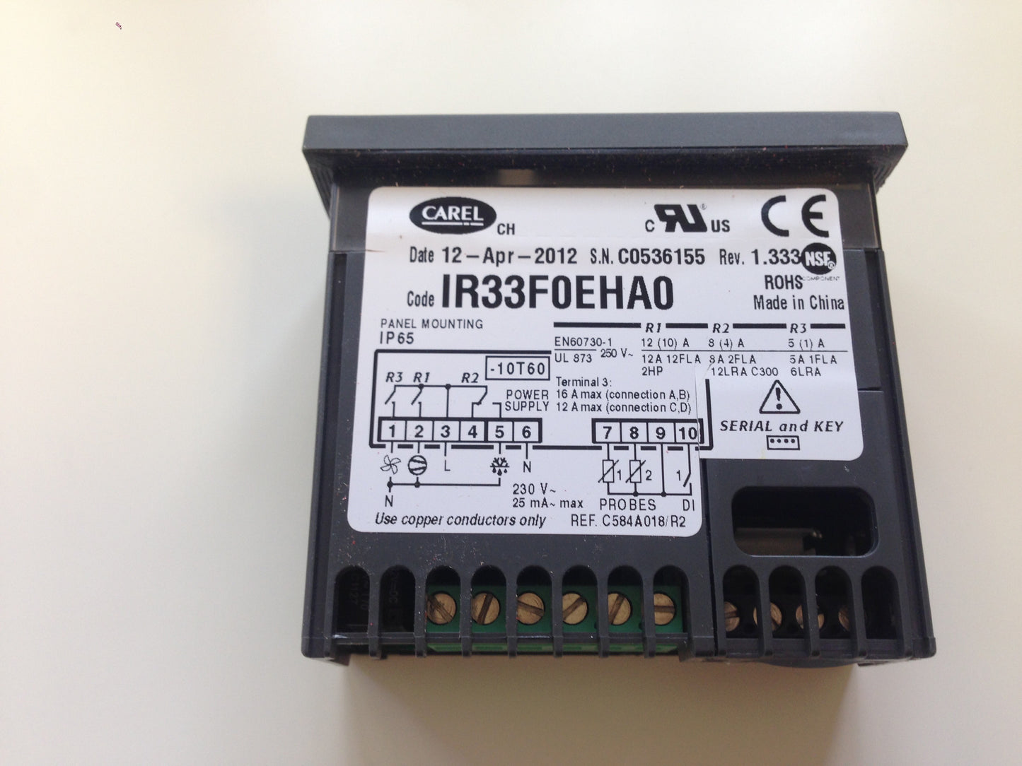 Thermostat CAREL IR33F0EHA0