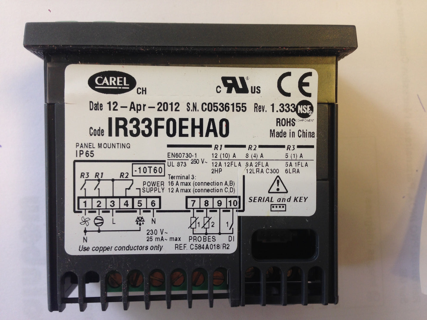 Thermostat CAREL IR33F0EHA0